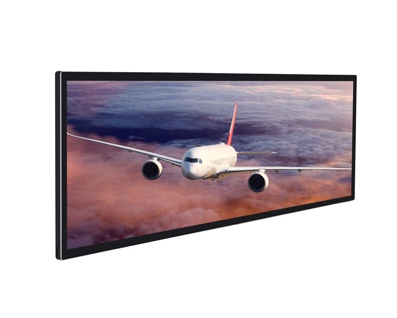 Yüksek performanslı dijital işaretleme için 3840x1080 çözünürlüğü ve 32:9 boyut oranı ile Metal LCD Reklam Ekranı